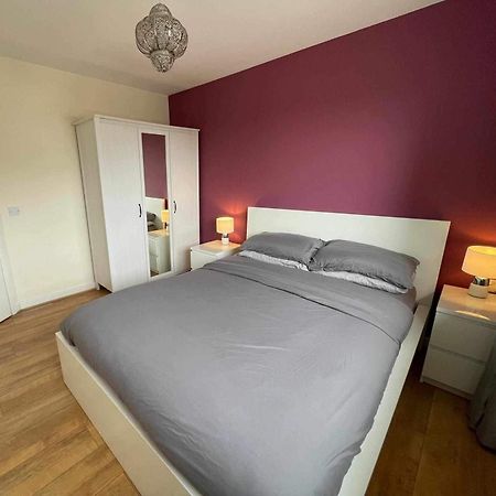 One Bedroom With Great City Views Londra Esterno foto