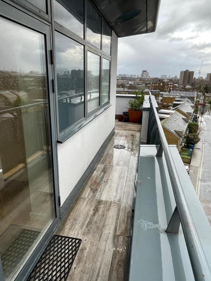 One Bedroom With Great City Views Londra Esterno foto